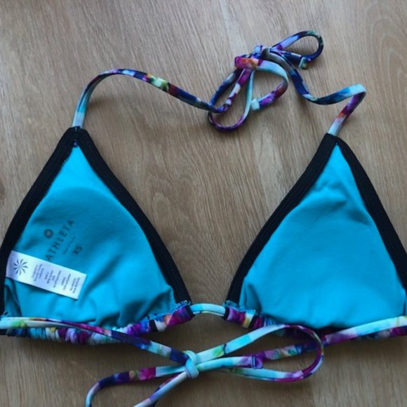 Athleta triangle swimsuit top- XS - Picture 3 of 4